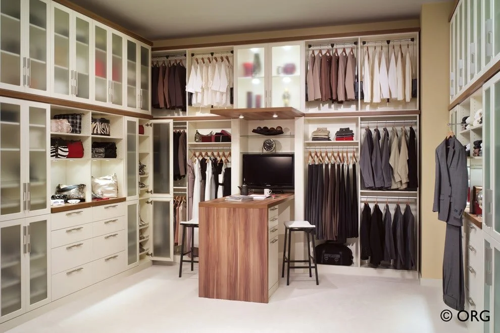 Why Choose Bienal Closets 14 Custom closet