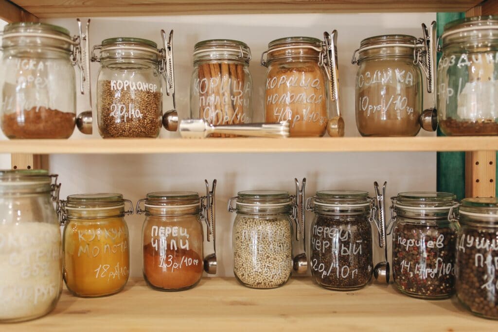 Pantry shelves that has preserved food jars