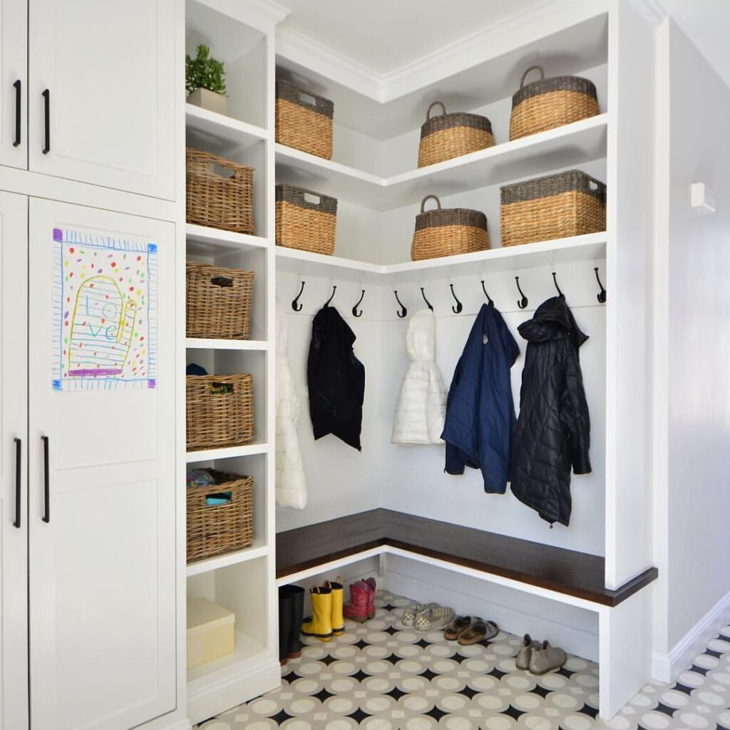 Mudroom hanging storage sale