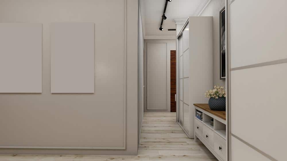 Hallway with a mudroom and closet